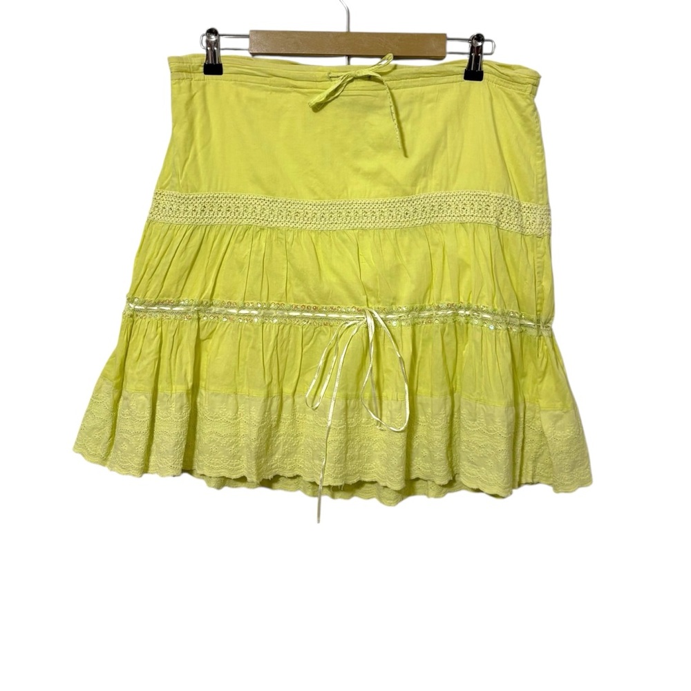 Vintage Y2K Periscope Size Medium Butter Yellow Lace Tiered Skirt‎ Cottagecore